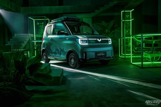 Wuling Hongguang GAMEBOY Mini Car Ev 200-300KM 3 Cửa 4 Chỗ