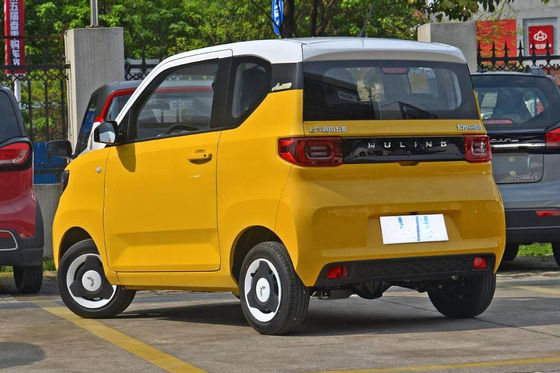 Xe ô tô Mini EV 120-170KM Wuling Ev Xe 3 cửa 4 chỗ Kích thước nhỏ gọn