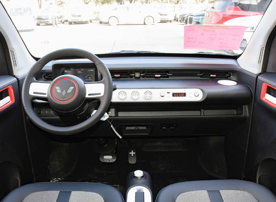 Xe ô tô Mini EV 120-170KM Wuling Ev Xe 3 cửa 4 chỗ Kích thước nhỏ gọn