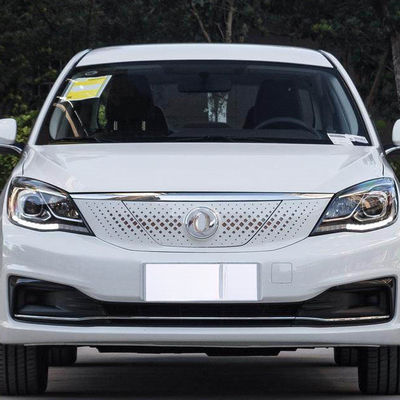400KM Dongfeng Fengshen E70 Xe nhỏ gọn chạy bằng điện nguyên chất 4 cửa 5 chỗ