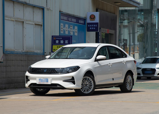 Xe điện tinh khiết S60EV Dongfeng Ev 415KM với 4 cửa 5 chỗ