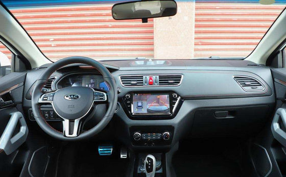 IEV7S JAC Motors Xe điện JAC Ev Car 402KM 5 Cửa 5 Chỗ