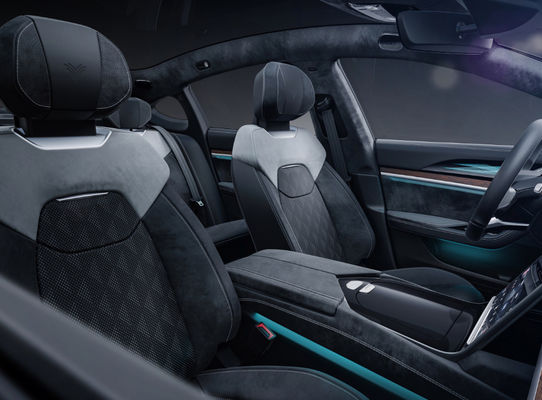 650-715KM Ô tô Nezha Xe điện Hozon NETA S 4 cửa 5 chỗ