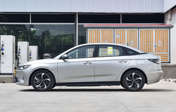 Sạc nhanh VM E.5 0.55H Ev 410KM - 500KM Pure Electric 4 Cửa 5 Chỗ