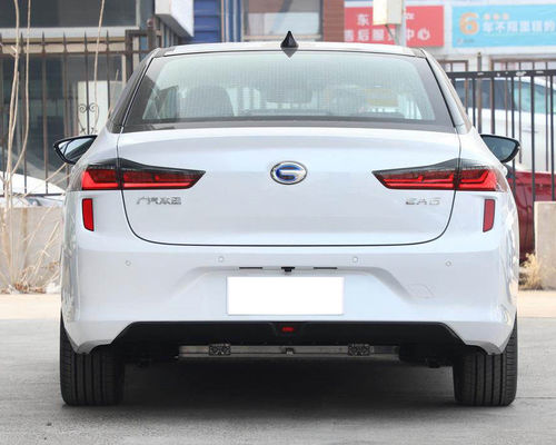 Xe điện Guangqi Yilue EA6 Sedan 510KM 4 cửa 5 chỗ Sạc nhanh 0,78H