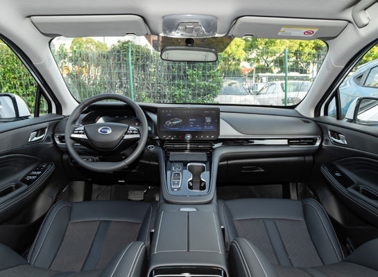 Xe điện Guangqi Yilue EA6 Sedan 510KM 4 cửa 5 chỗ Sạc nhanh 0,78H