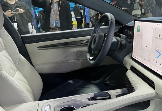 Xe Điện Geely 5 Cửa 5 Chỗ Zeekr 001 Ev Tầm Xa 546-1032KM