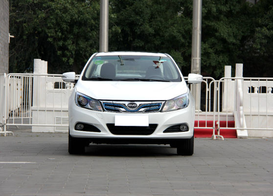 305KM 400KM BYD E5 EV Điện nguyên chất hiệu suất cao 4 cửa 5 chỗ