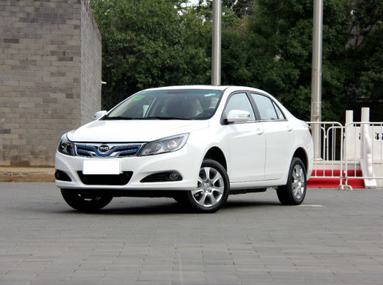 305KM 400KM BYD E5 EV Điện nguyên chất hiệu suất cao 4 cửa 5 chỗ