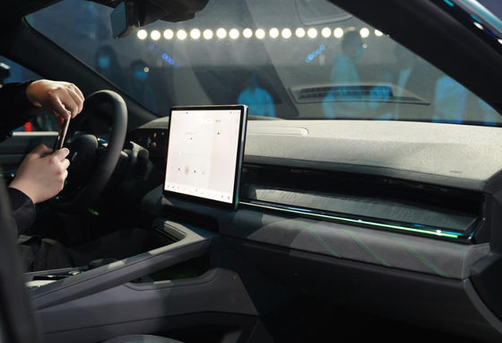 Zeekr 001 Silver 2023 Xe Ev nguyên chất 546-1032KM Tầm xa Hiệu suất cao